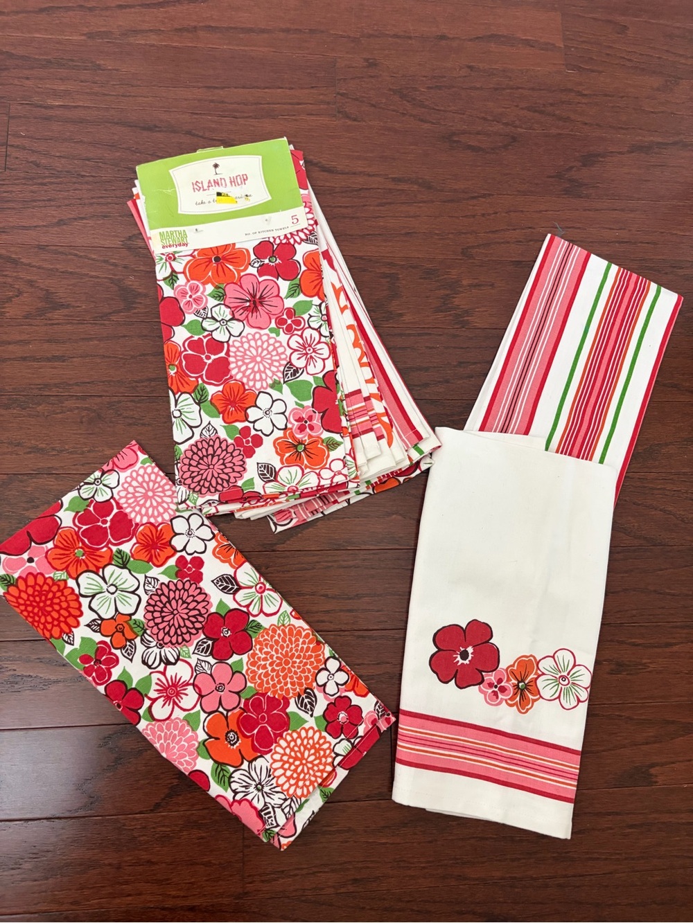 NEW 8 Martha Stewart Everday Floral & Stripe Kitchen Dish Towels